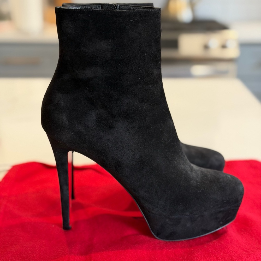 Christian Louboutin Black Suede Platform Stiletto Ankle Boots Size 39 - Picture 4 of 8